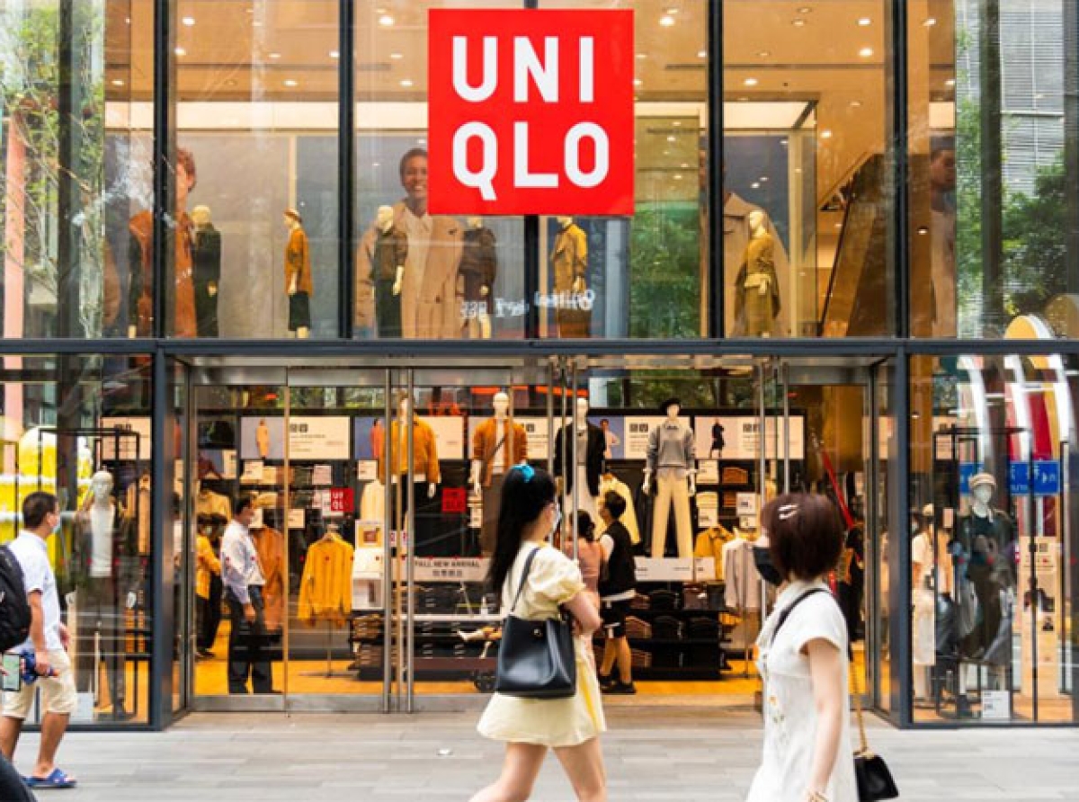 Uniqlo parent Fast Retailing sees profit rise this fiscal year