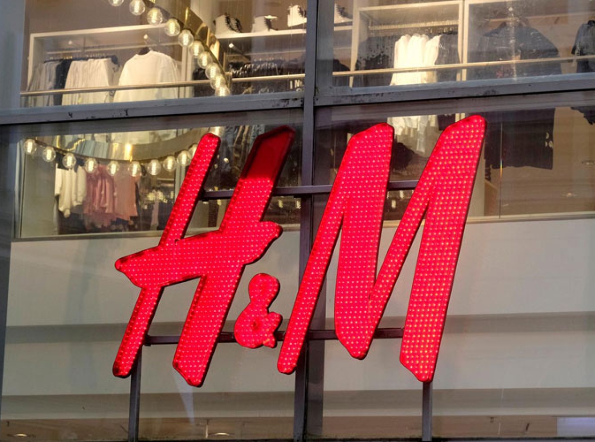 H&M Q4 sales up