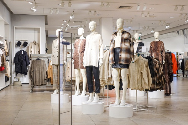 Fashion retailers approach suppliers for Spring/Summer collections