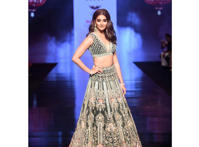 Kalki Fashion ropes in Pooja Hegde for bridal couture collection at 'BTFW 2021'