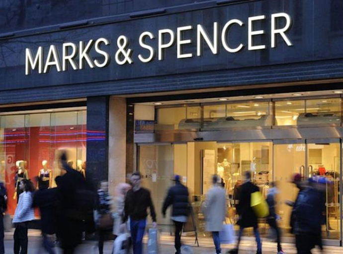 Marks & Spencer raises annual profits outlook