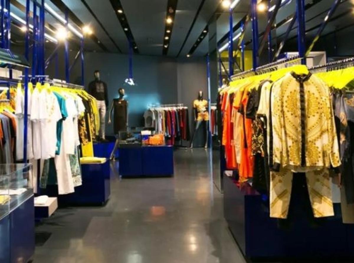 India's apparel & footwear market is poised for 11.28% CAGR growth, fueled  by social media