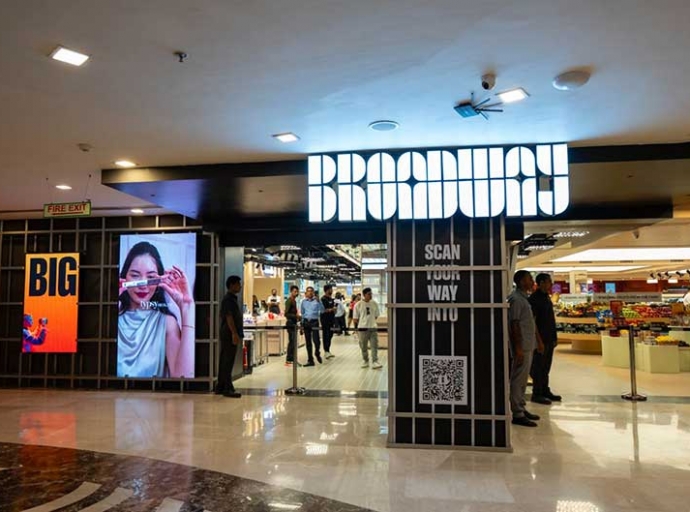 Only Launches Experiential Flagship: Store design drives new retail sales model