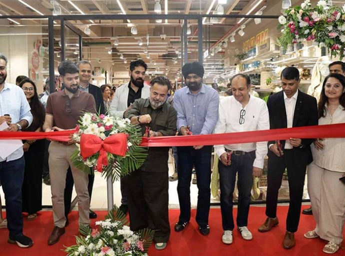 Shoppers Stop captures luxury home market with culinary-driven retail design